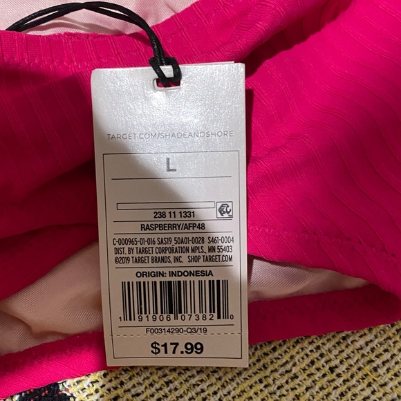 Shade & Shore Pink Bikini Set - Picture 3 of 4